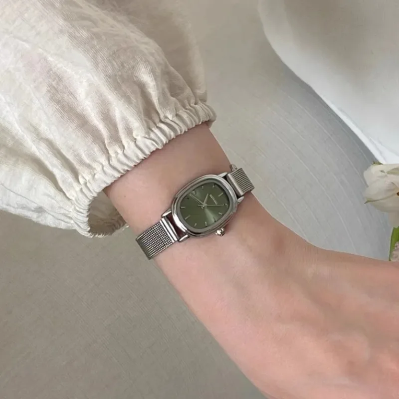 Minimalist Thin Watch - Kleine Oval Zifferblatt Grüne Uhr Einfache